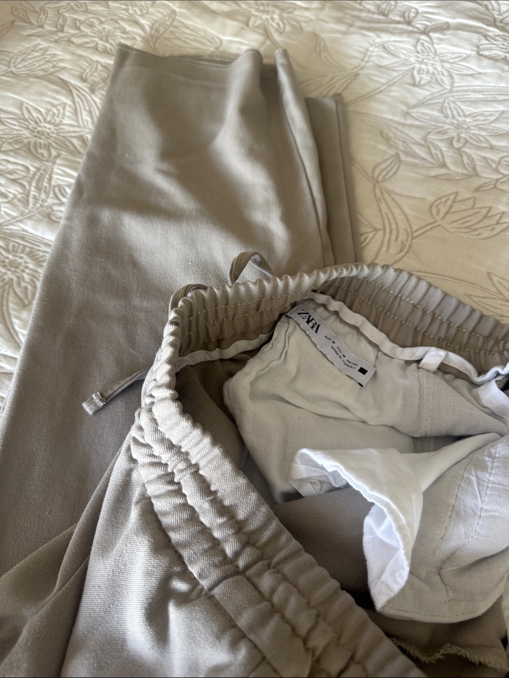 Zara Men Taupe Elastic Drawstring Joggers size M